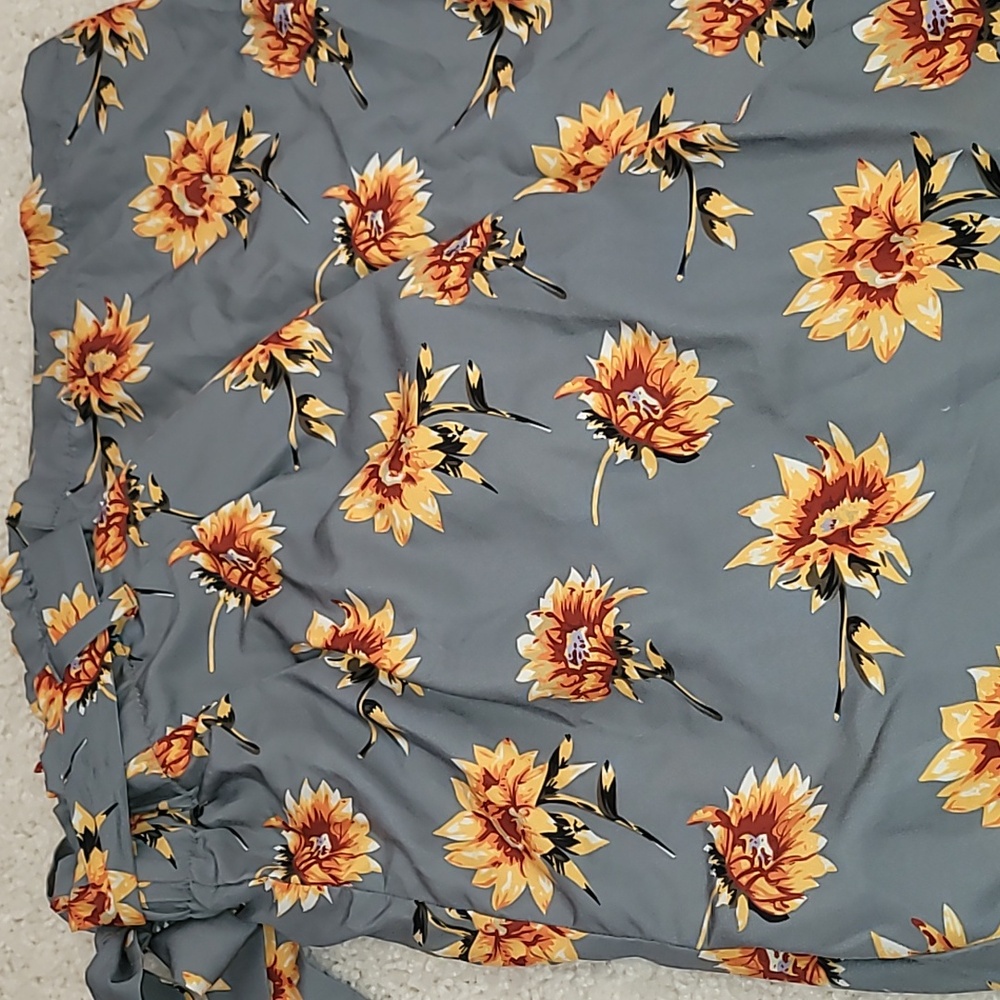 Gray sunflower pants